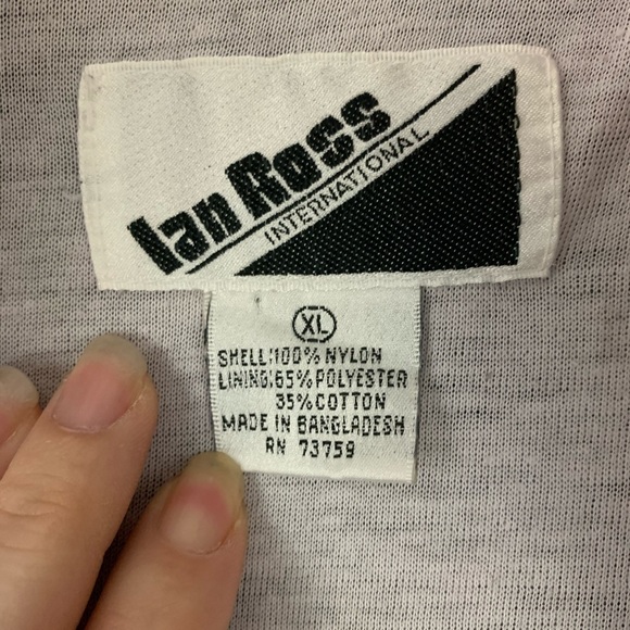 Vintage 90s Windbreaker - Picture 5 of 8